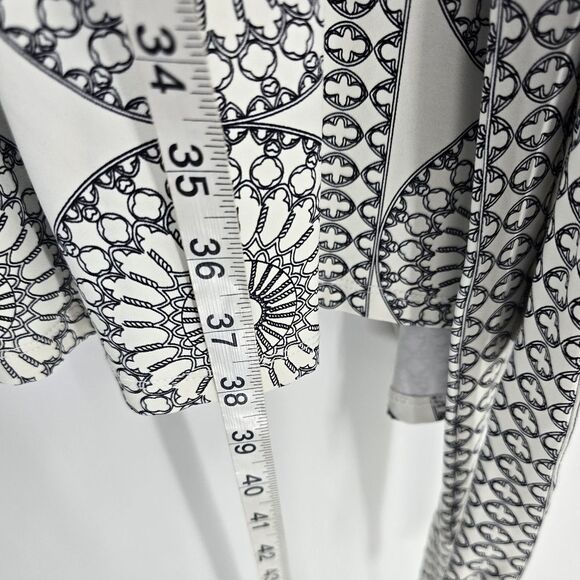 J. Mclaughlin Lila Wrap Dress Catalina Cloth Medallion Print Black White XS - Picture 14 of 16